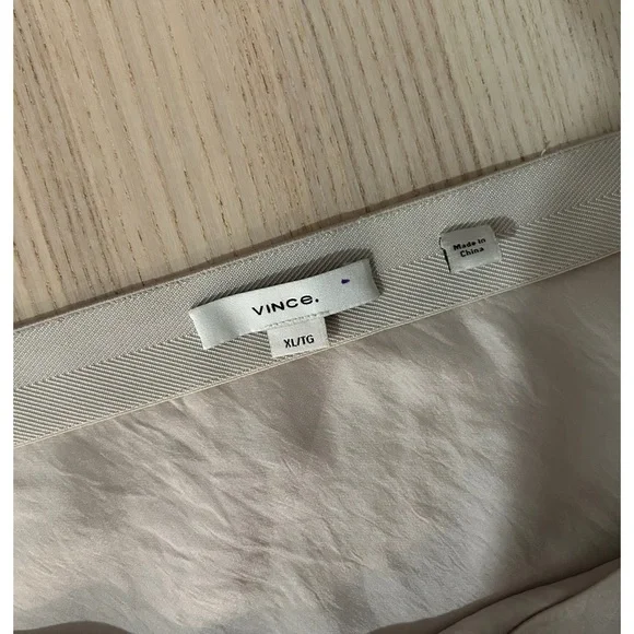 Vince Slip Midi Satin Skirt Size XL Ivory Off White Minimalist 90s Acetate - Picture 9 of 12